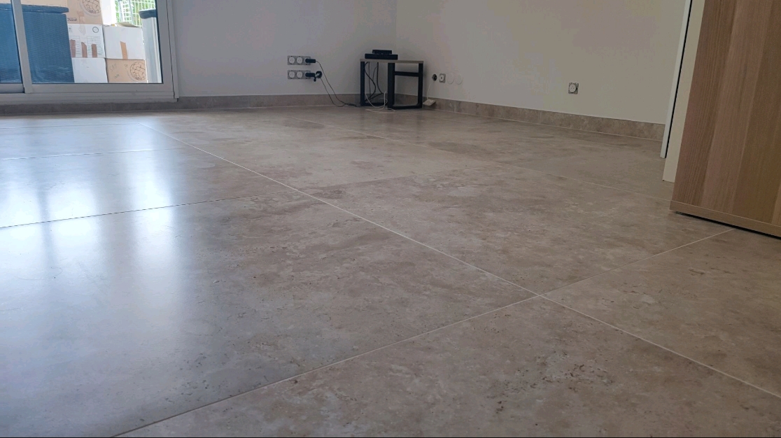 Carrelage grand format apres pose - La Ciotat