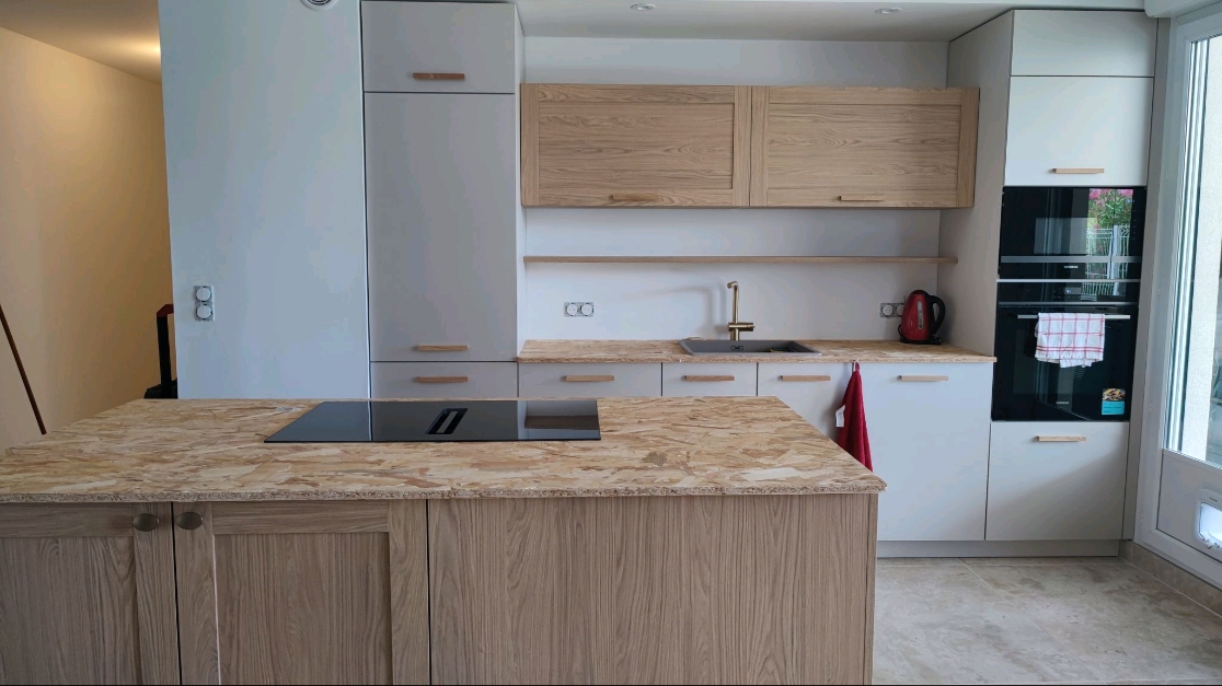 Photo de la réalisation : Rénovation appartement La Ciotat - Les Sarments - Rénovation à La Ciotat