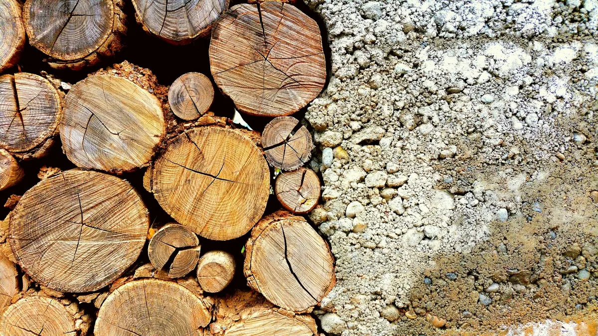 Matériaux biosourcés bois pour la construction écologique d'une villa à Saint-Tropez