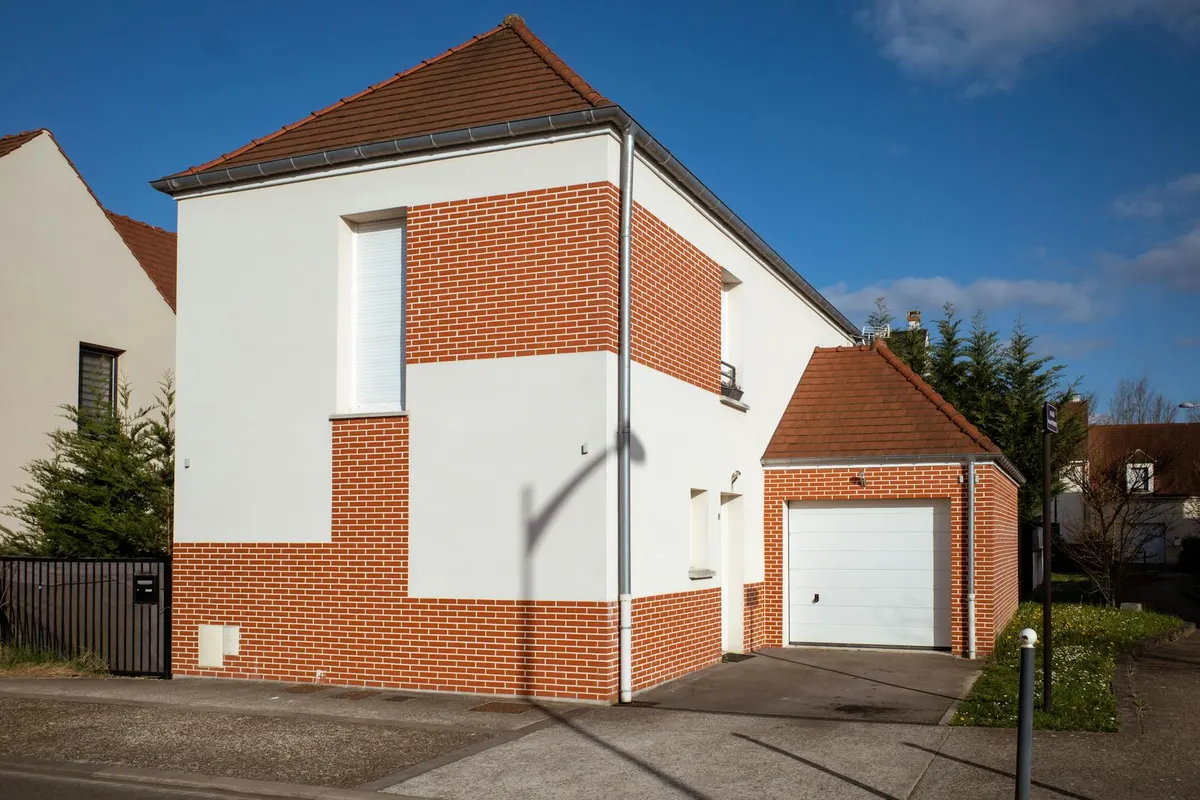Surélévation de maison avec étage supplémentaire en PACA