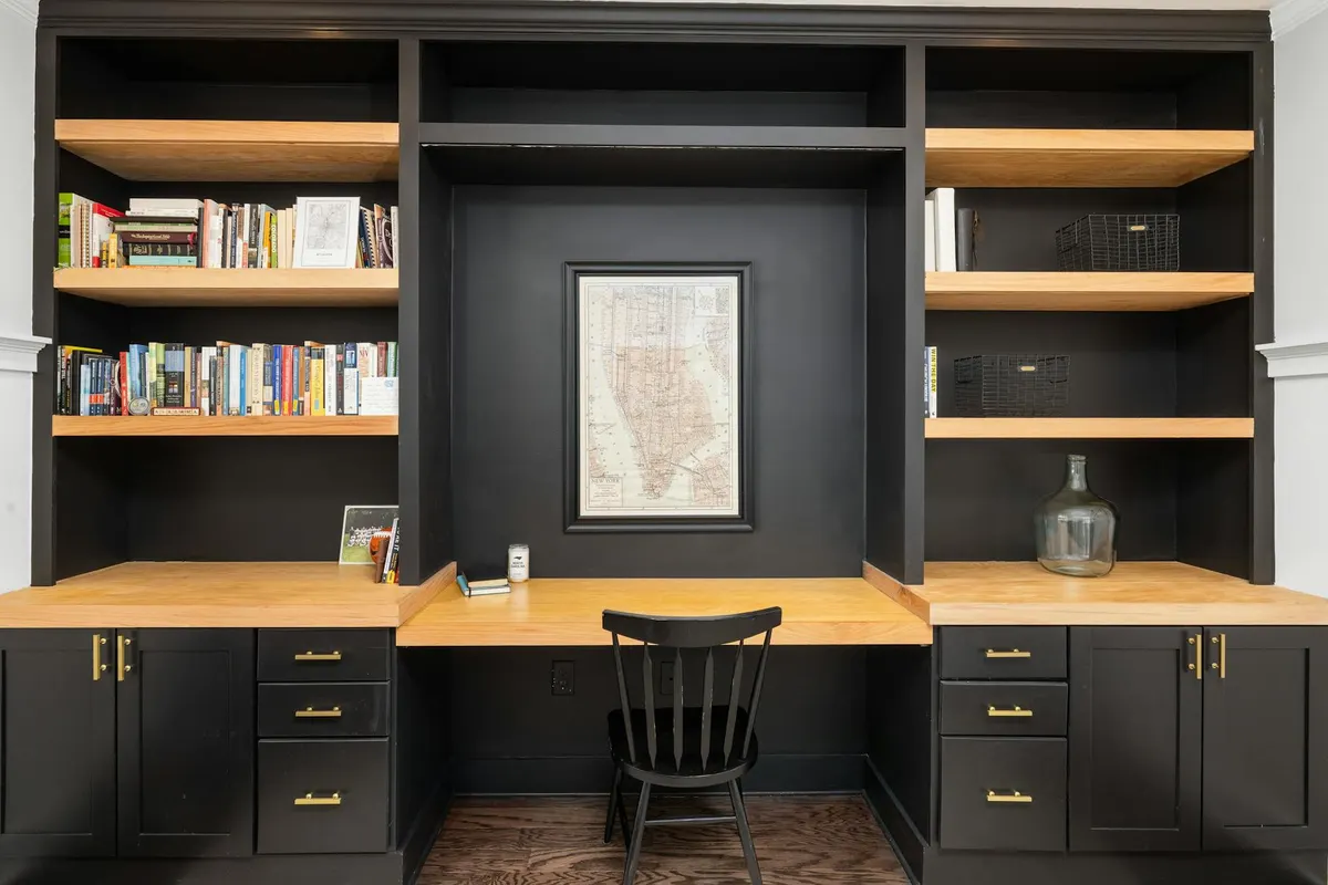 Bibliothèque et rangements sur mesure intégrés à Nice