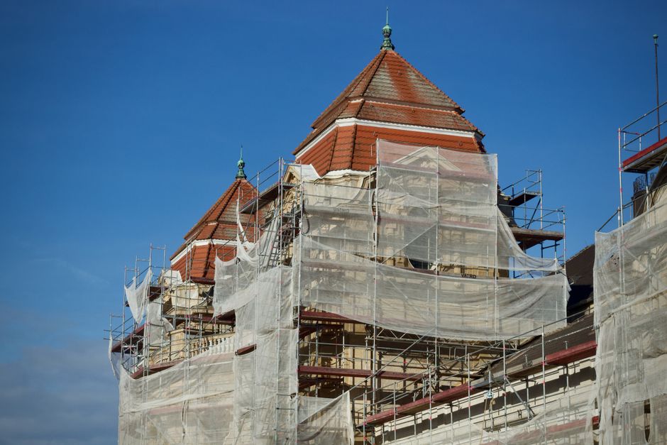 Restructuration d'un immeuble collectif dégradé à Ferney-Voltaire dans le Pays de Gex